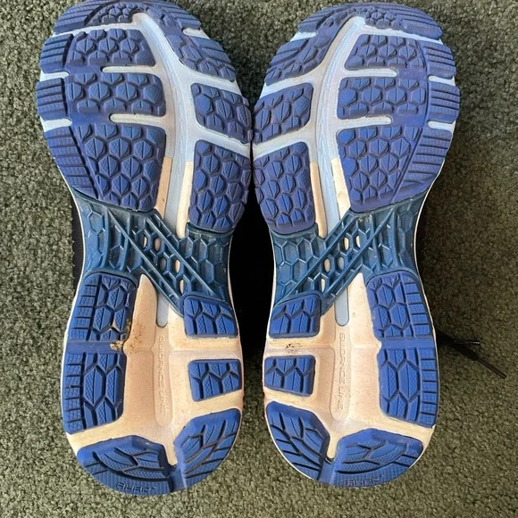 Asics Athletic Shoes with Breathable Mesh - Picture 7 of 7